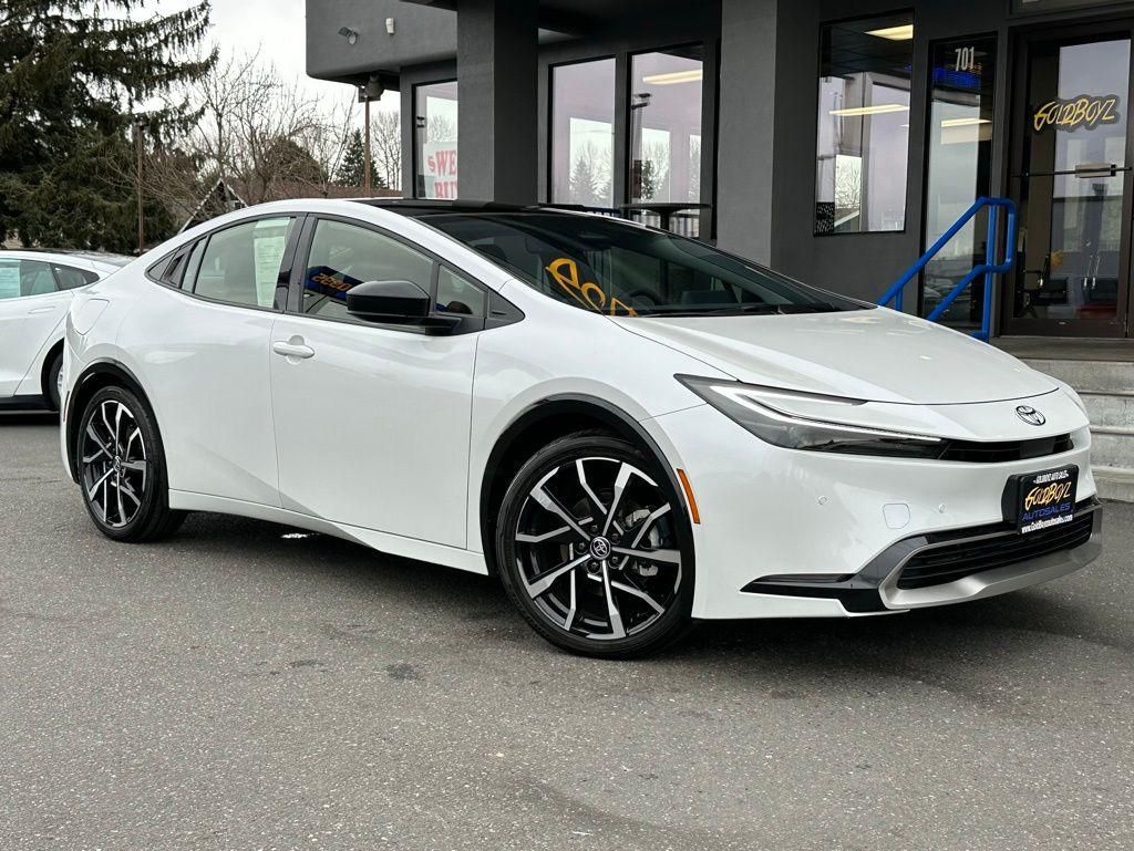 2024 Toyota Prius Prime