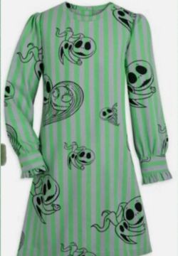 NWT Nightmare Before Christmas dress/sleeping dress.  Sizes Varies