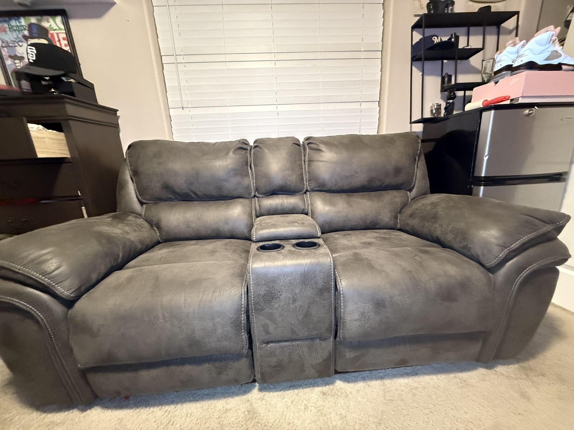 No Electric Love Seat/Sofa