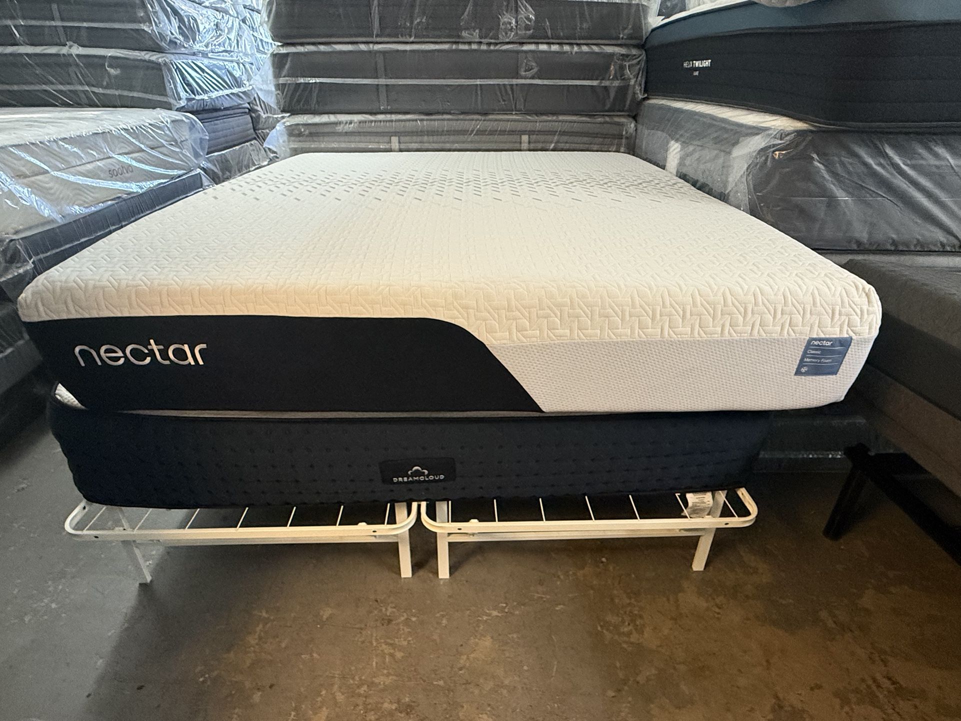 NEW NECTAR CLASSIC MEMORY FOAM CALIFORNIA KING MATTRESS 