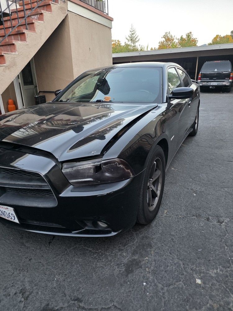 Eom 2014 Dodge Charger Hood