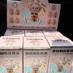 Labubu Budada Figurings 