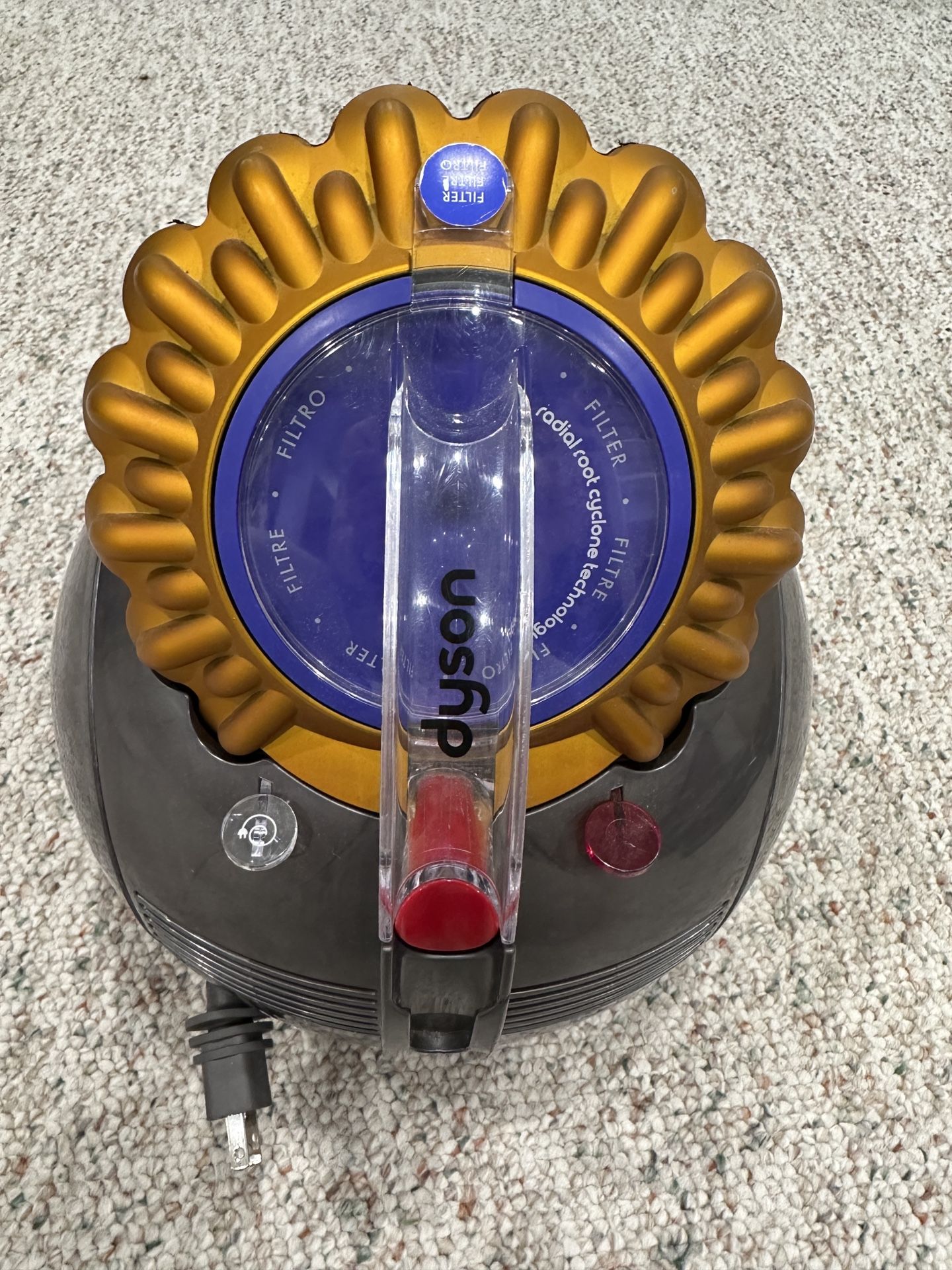 Dyson Big Ball Multi Floor vacuum cleaner