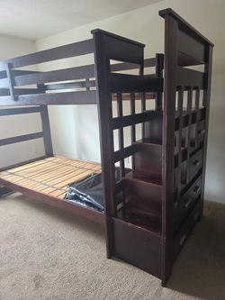 Dark wood Bunk bed