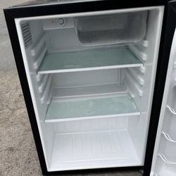 Mini Fridge Refrigerator With Freezer Free Local Delivery/30 Day Warranty