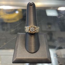 14 Karat Gold Men’s Cluster Diamond Ring 