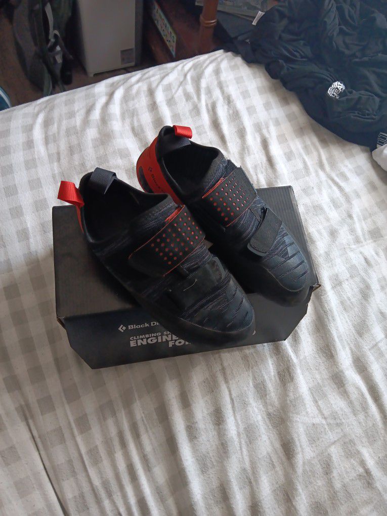 Black Diamond Zone LV Climbing Shoes for Sale in Los Angeles
