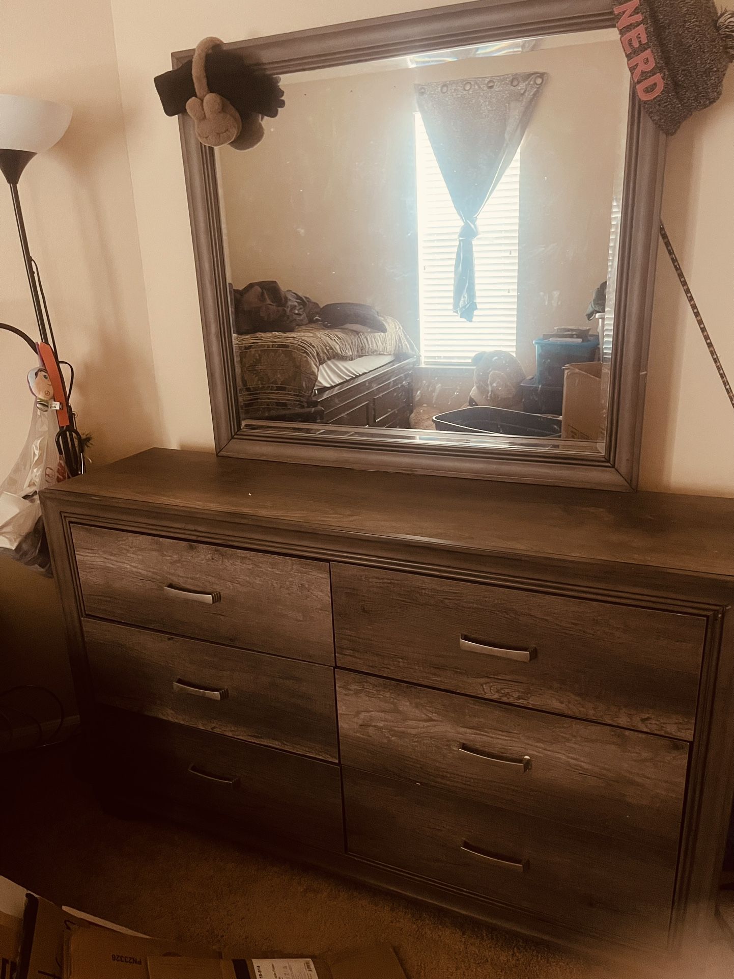 Dresser And Bed Set