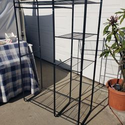 Portable Clothes Hanging Rack 