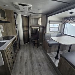 Rv Travel Trailer For Sale 19 Ft 2022