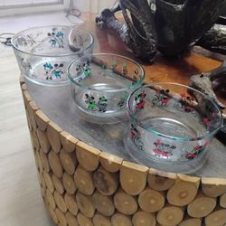 Vintage Disney  Mickey Mouse 3-piece Pyrex Set