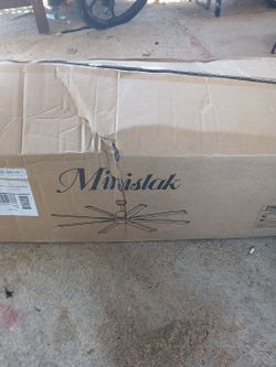 Minislak ceiling fan