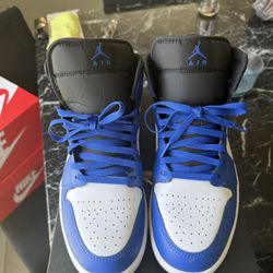 Jordan 1s Mid