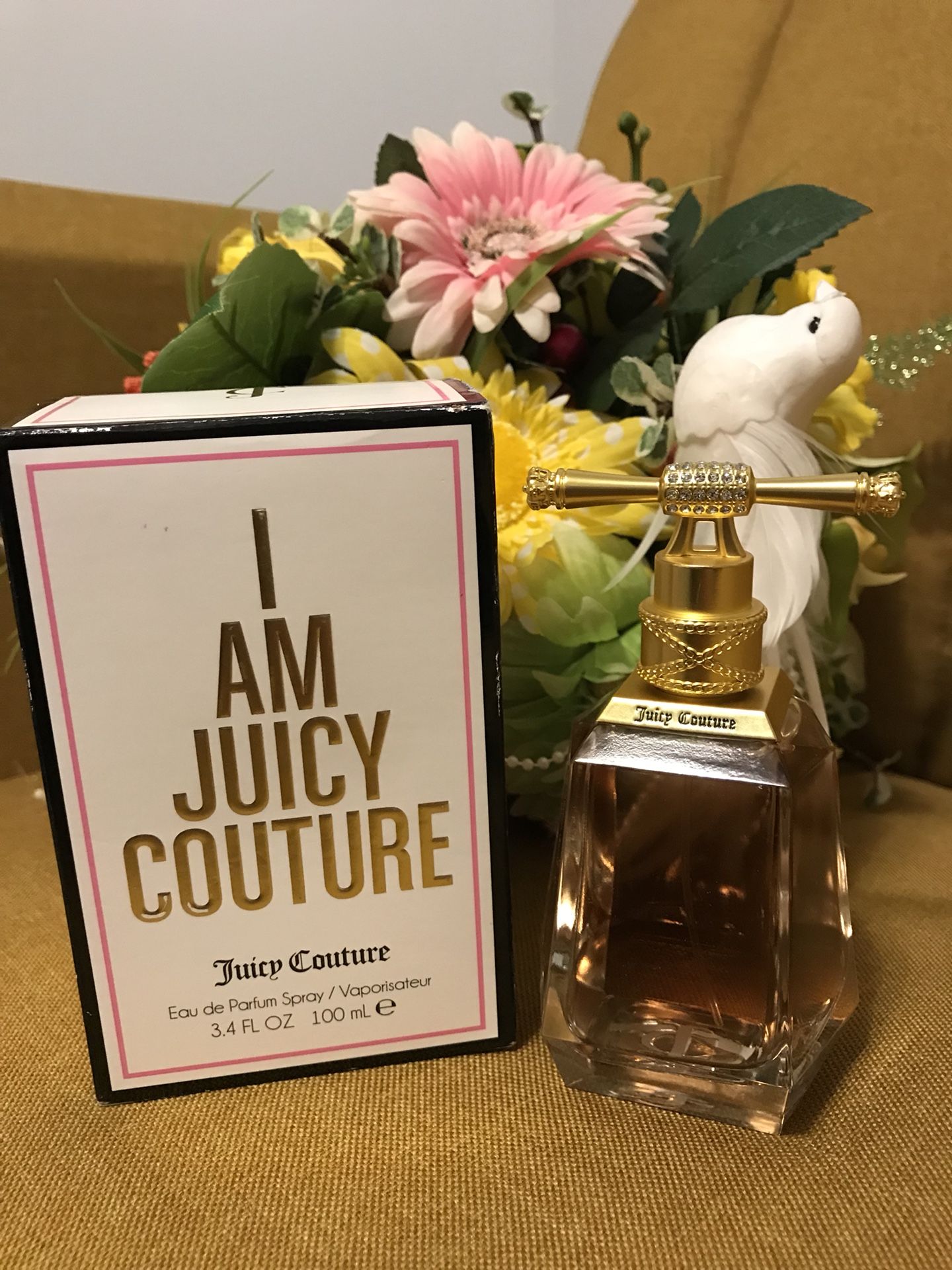 New juicy Couture woman’s perfume