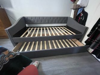 Day bed twin size