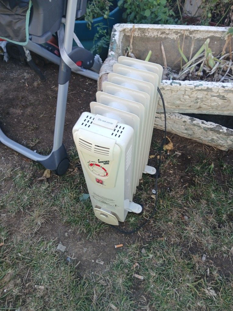 Comfort Zone Electric Heater Will Plug It In To Show You It Works