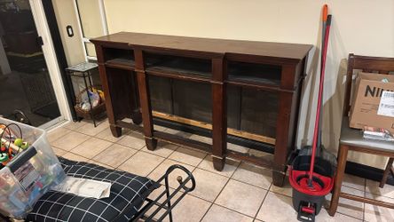 Free solid Wood Console Table