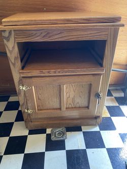 Solid oak TV Stand 