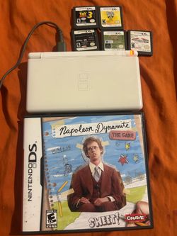 Nintendo ds lite with 6 games and charger