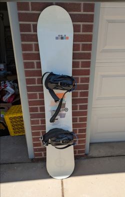 Os.z Snowboard mint condition!