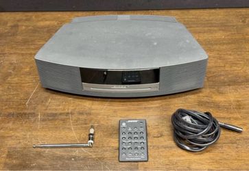 Bose awave AM/ FM radio CD player