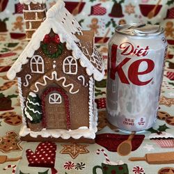 Gingerbread House (tree)