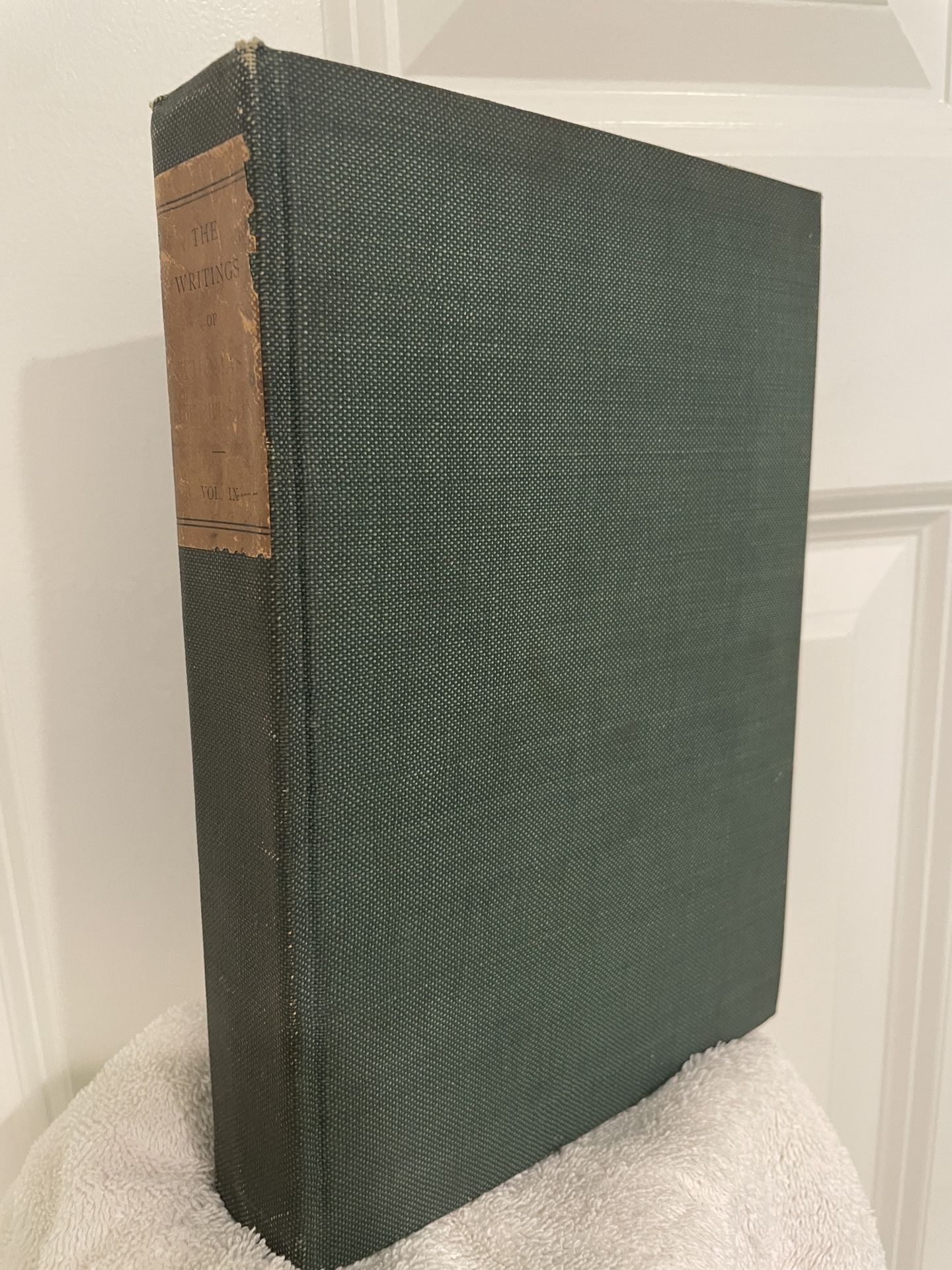 The Writings Of Thomas Jefferson, 1903 Limited Memorial Ed. Vol IX RARE  The product is a rare 1903 limited memorial edition volume VIII of "The Writi