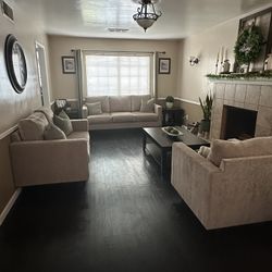 Complete Living Room Set. Only 1 Year Old. Only used for Display 