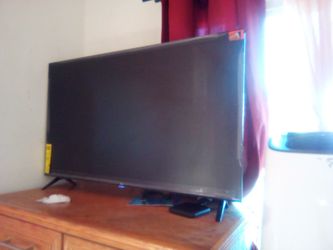 TCL 43" LED Smart TV