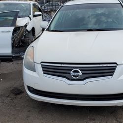 2010 Nissan Altima SE 170k Miles 