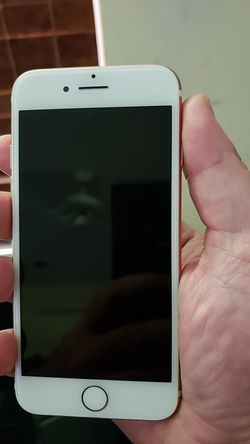 IPhone 7 rose gold mint condition unlocked 32gb