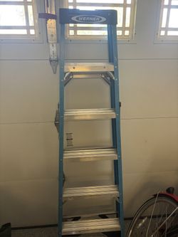 7FT Tall Ladder 