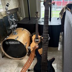 SD GR By Ibanez 5 String Bass Guitar 