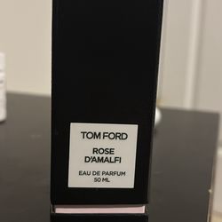 Tom Ford Rose D’amalfi Women’s Fragrance