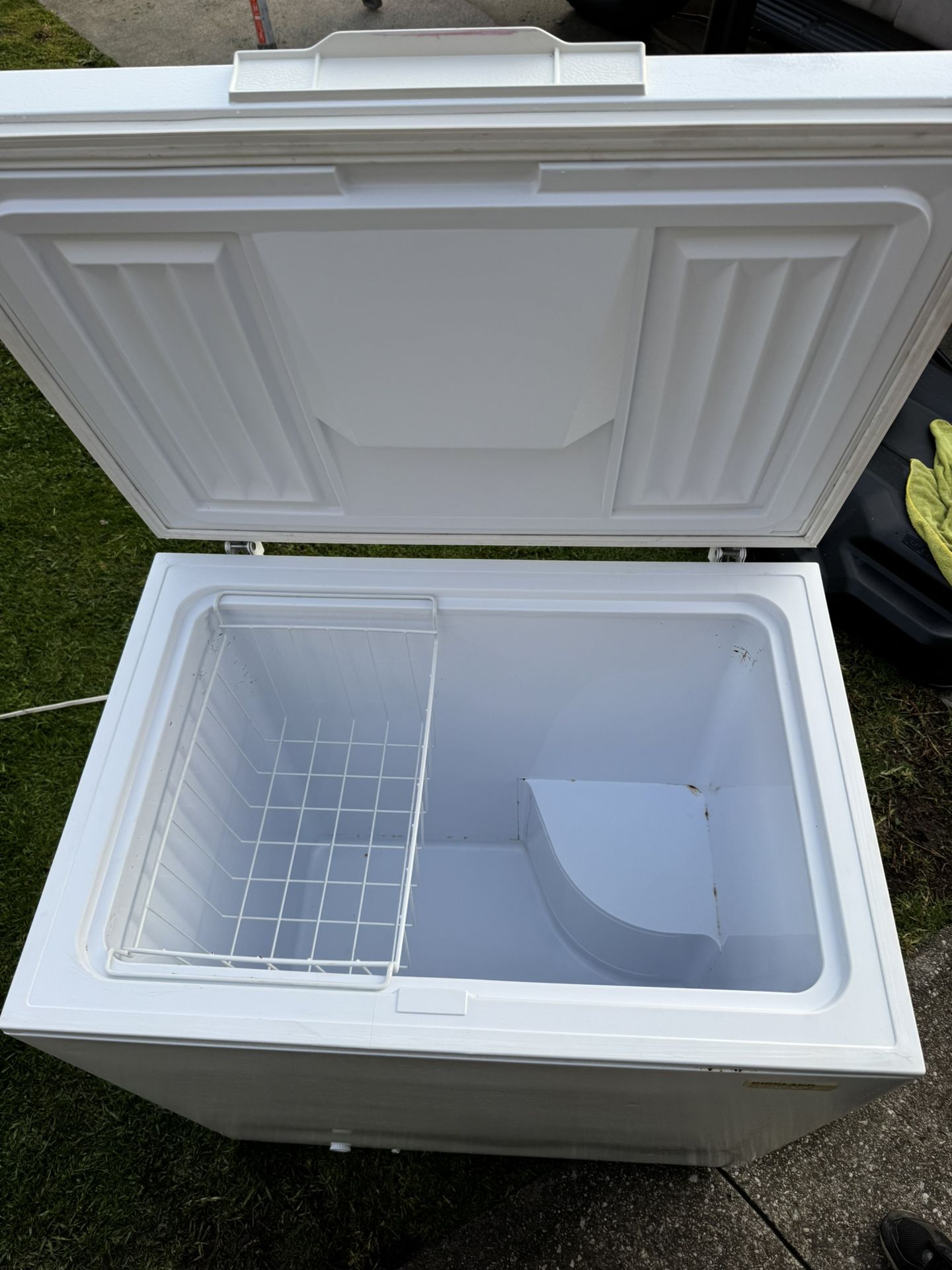 Kirkland signature by whirlpool Freezer