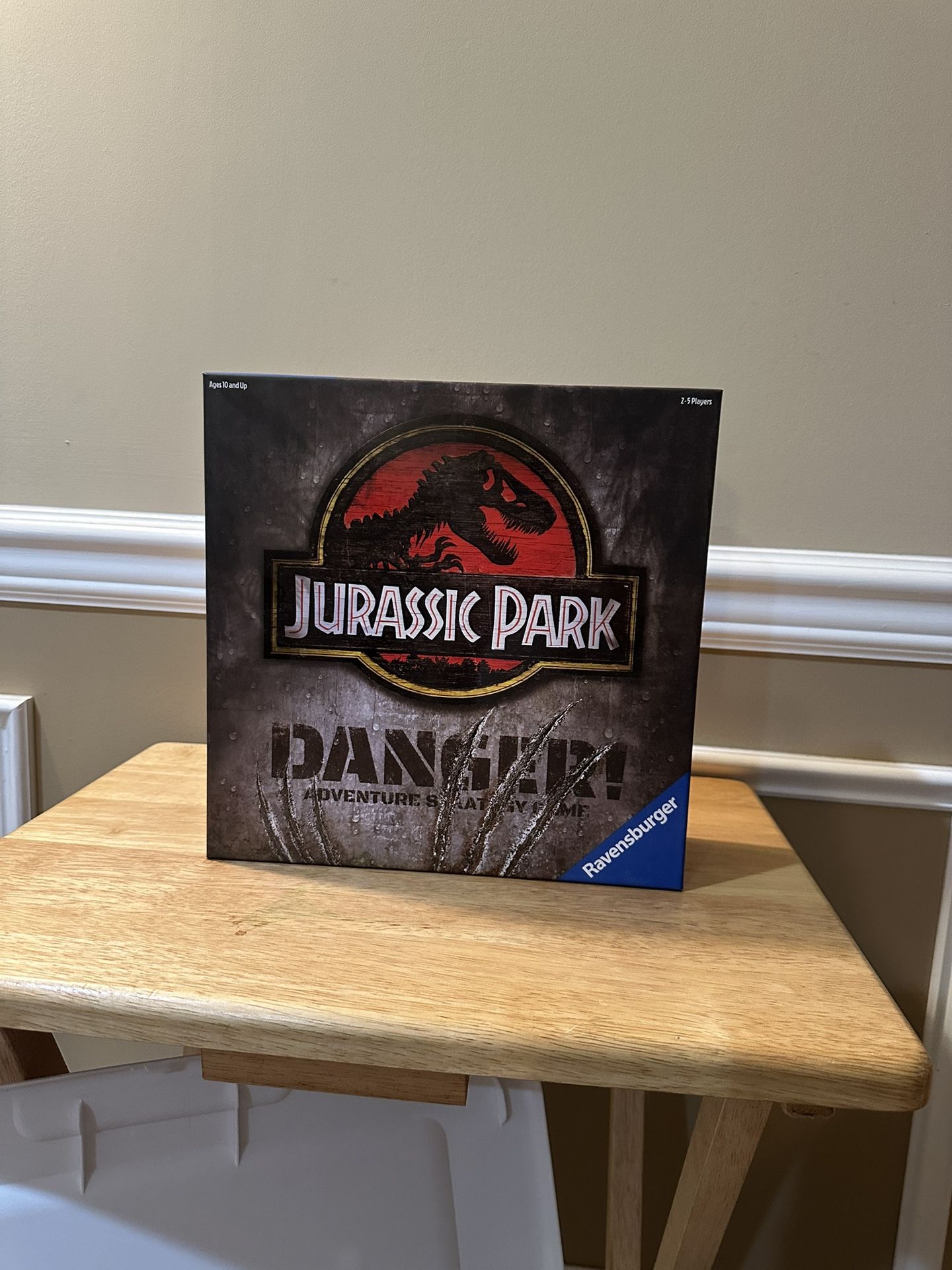 Ravensburger Jurassic Park Danger board game opened 