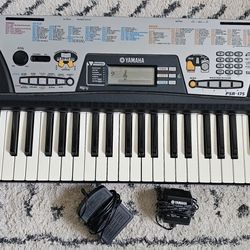 Yamaha PSR-175, 61 Piano-Size Keys And Features Portable Grand Function