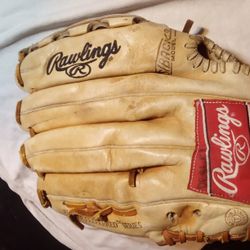 Rawlings RGB10 Basket Web 13 Inch Left Hand Glove