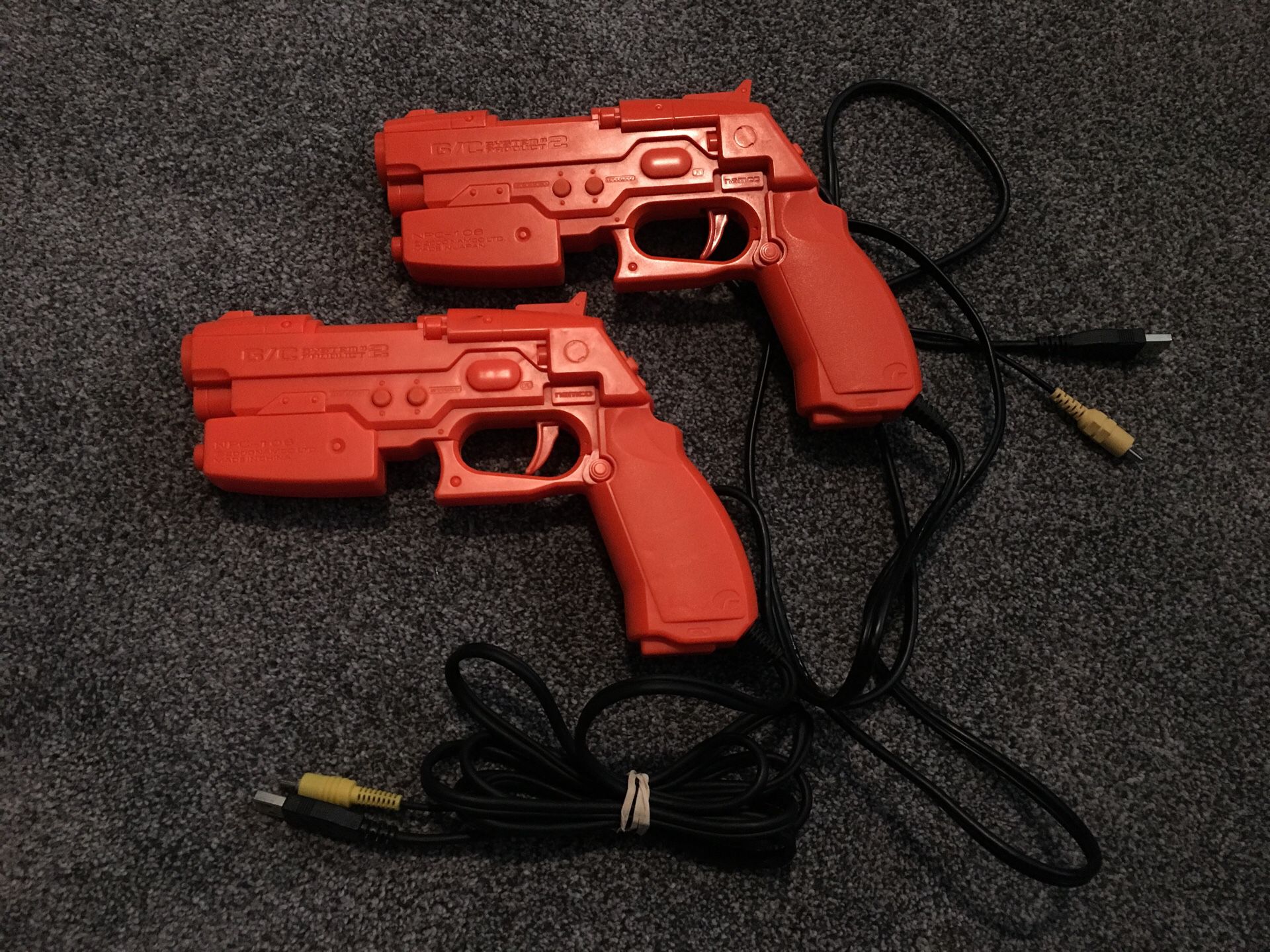 Udveksle Bølle Abundantly 2 PS2 NAMCO guncon light gun Playstation 2 controllers NPC-106 rare pair  for Sale in Seattle, WA - OfferUp