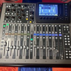 BEHRINGER X32 COMPACT