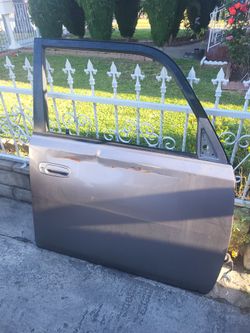 2005 Scion Xb Passenger Front Door 80 OBO