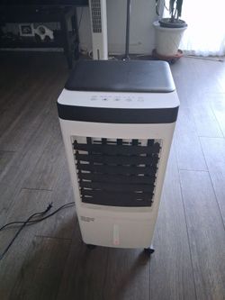 3-in-1 Swamp Cooler Portable with Remote control.