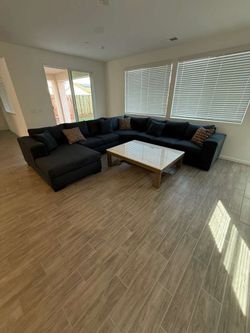 Beautiful Black Spacious Sectional - Deep Comfy Seats - OTHER Colors Ava. NO Credit Needed - SAME DAY DELIVERY -