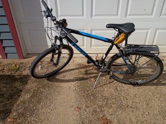 Men's Trek Mountain Bike 