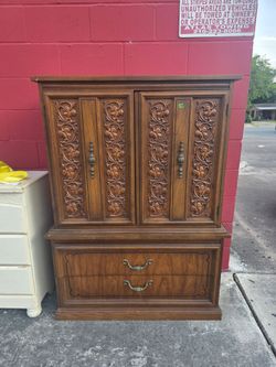 Dixie Chest, $150