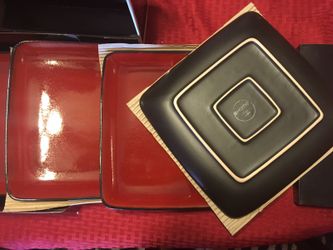 Stoneware Dinner Plates