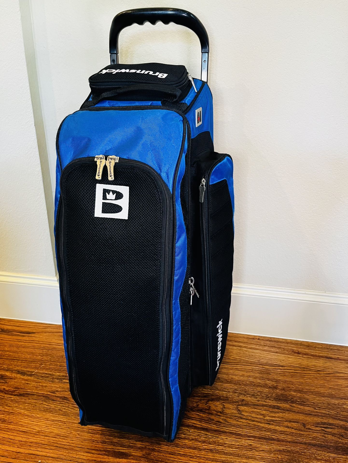 Brunswick 3 Ball Triple Roller Bowling Bag Black & Blue | Smooth Great Condition!