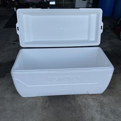 ICE COOLER ICE CHEST