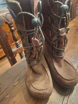Brown Leather Lace-Up Winter Boots