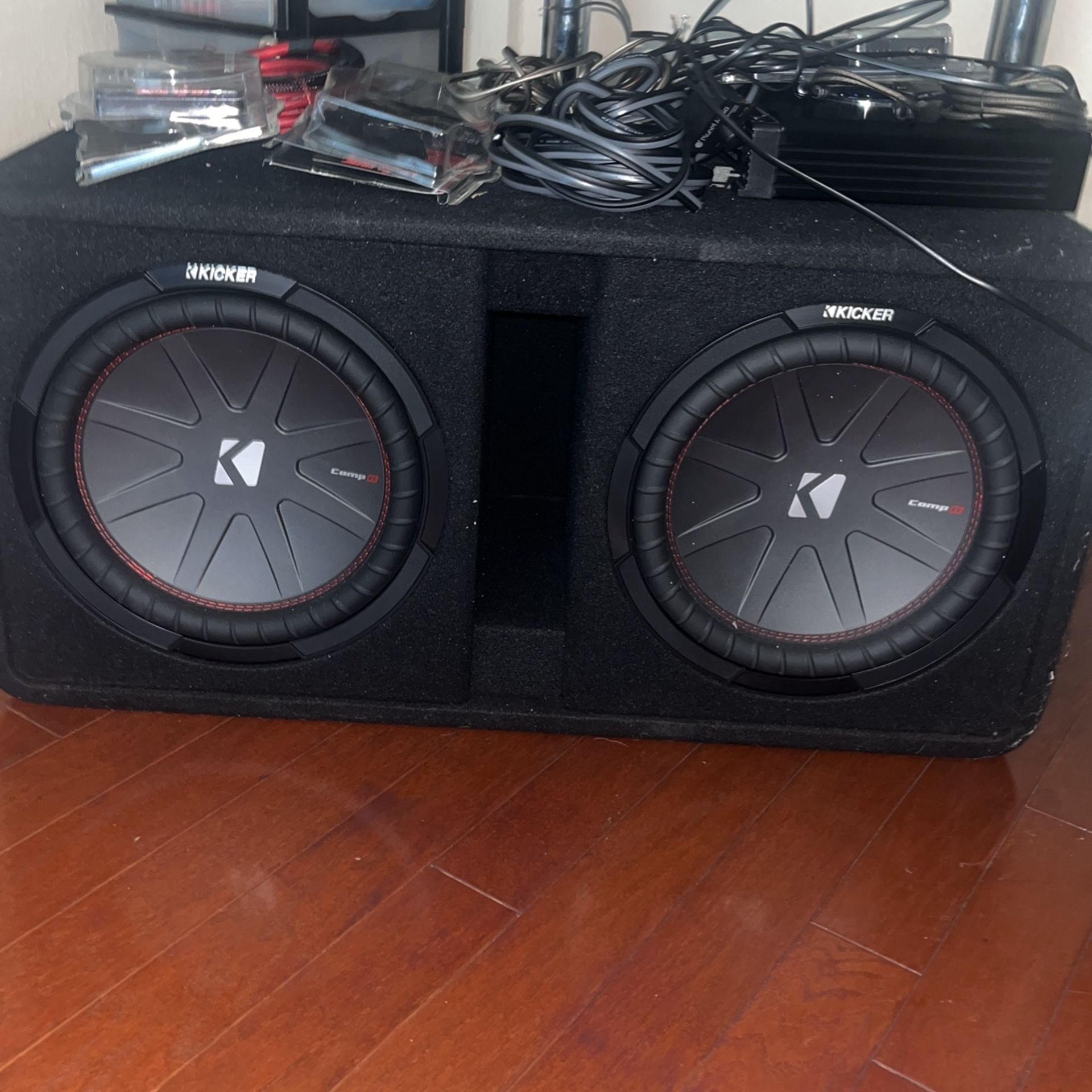 NewKicker Comp R 12 Inch Subwoofers 